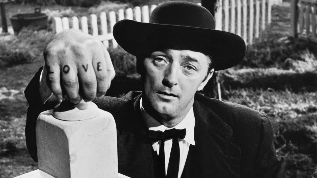 "Cinema in viaggio: “La morte corre sul fiume” di Charles Laughton