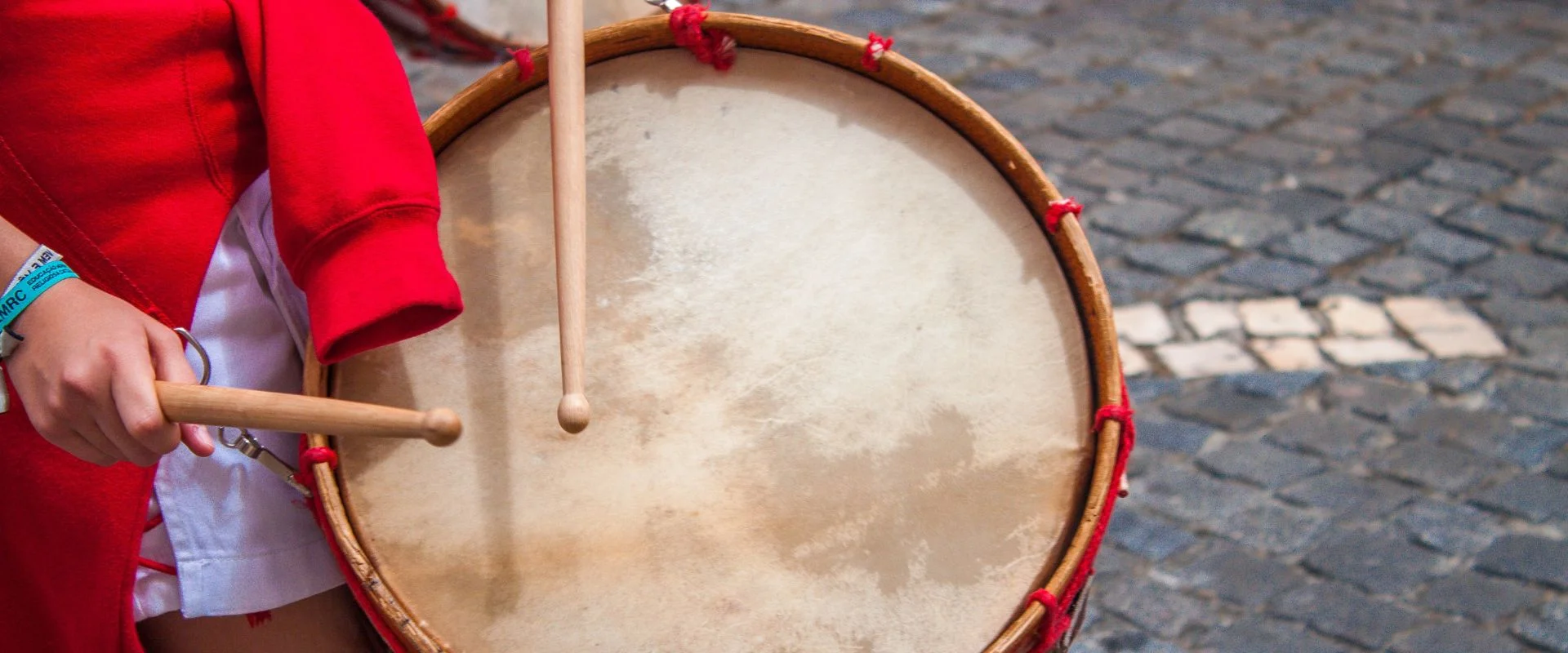"Un pizzico di taranta: musiche e balli della tradizione popolare del sud Italia